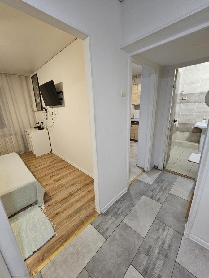 Apartment On Constantin Negruzzi Chişinau Exteriör bild